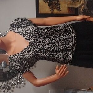 Max Edition Black and White Patterned Blouse